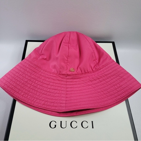Gucci Pink Bucket Hat with Gold Logo main image 9